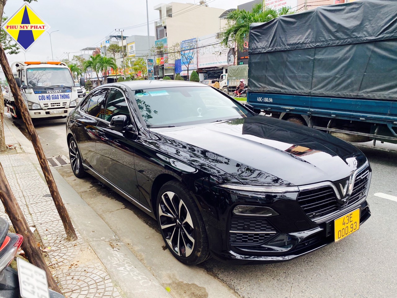 Xe Vinfast Lux A2.0 Turbo - 3 Màu Trắng - Đen - Bạc 5 23424